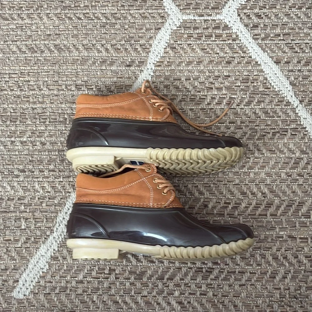 Tommy Hilfiger Women’s Tan and Olive Duck Boots Sz 7